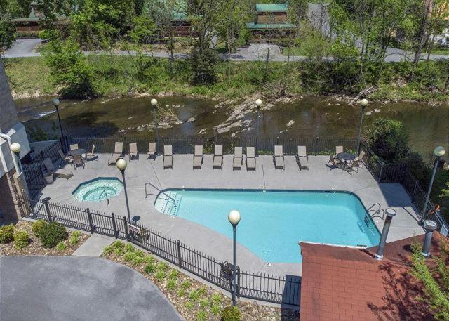 Cl 202 River Delight Pigeon Forge Extérieur photo